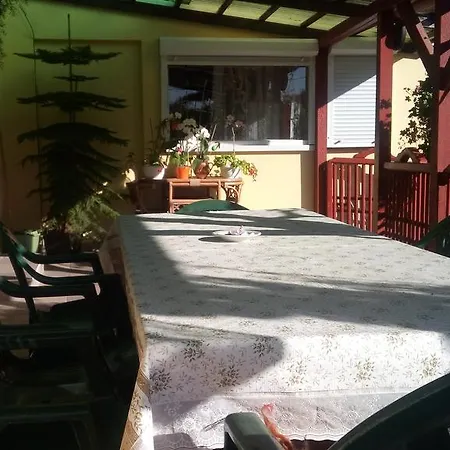 Guest house Rozsa Sandor Vendeghaz