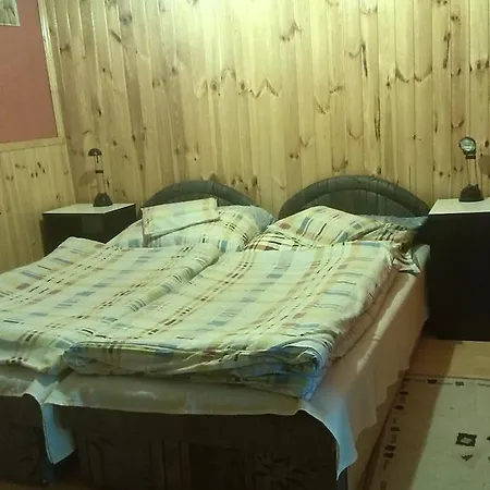 Rozsa Sandor Vendeghaz Guest house *